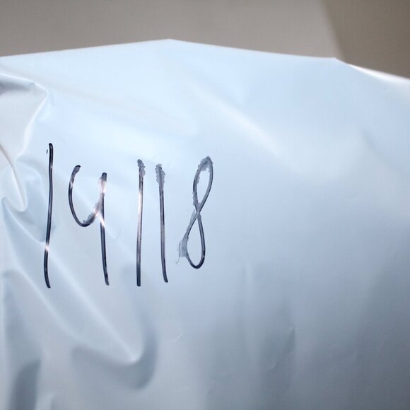 Fanatics Men Red Shirt Atlanta United MLS Short Sleeve Size Large - Picture 2 of 9